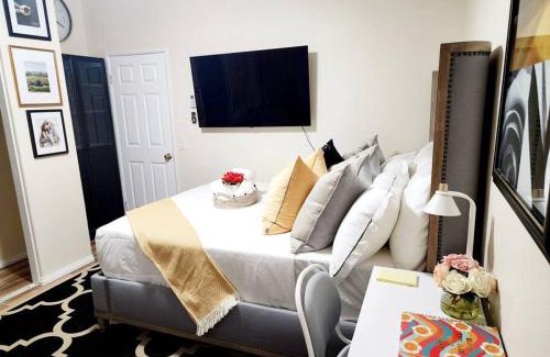 Quartz Hill Apartamento | Beautiful All Private GuestSuite