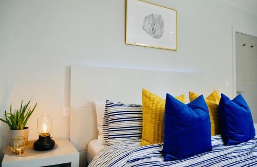 Westbourne Apartamento | Beautiful AlumPointe Apartment - 400m to the beach