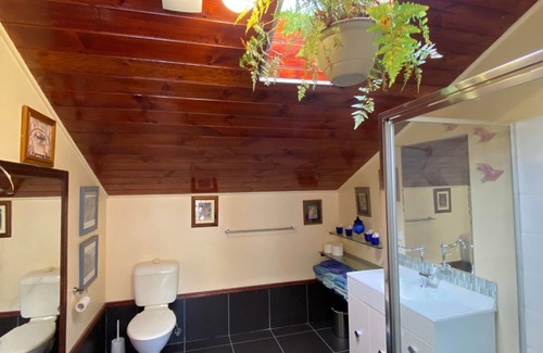 Tawonga South Apartamento | Beautiful and comfortable, located in the heart of town