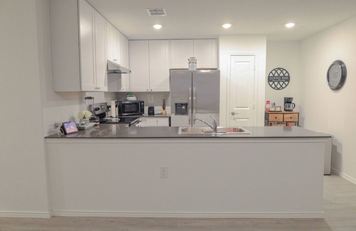 Southside Casa | Beautiful and Cozy 4-bedroom house San Antonio. TDY- Traveling Nurses Welcome