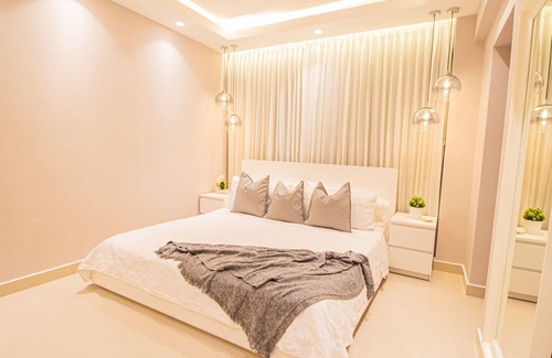 Viejo Arroyo Hondo Apartamento | BEAUTIFUL AND ELEGANT APARMENT IN CENTER OF SD