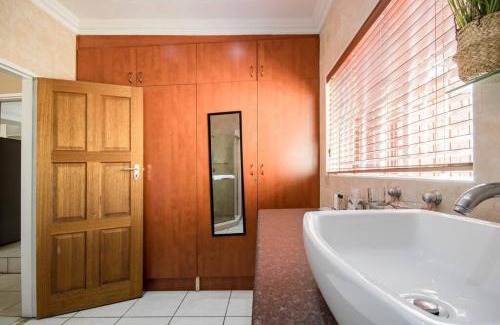 Waterkloof Glen Apartamento | Beautiful and Modern apartment close to Menlyn