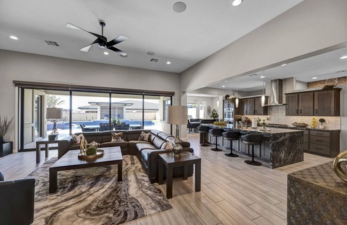 Centennial Hills Casa | Beautiful and Newly-Built Upscale Ranch Getaway