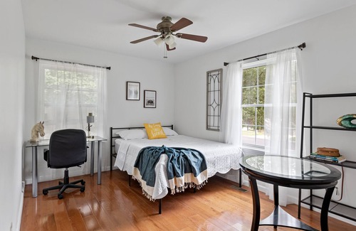 Eureka Casa | beautiful and peaceful big ranch with big yard -1700 sft
