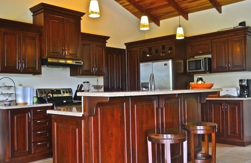 Mercedes Casa | Hermoso y tranquilo entorno con vistas a la montaña vistas y puestas de sol increíbles