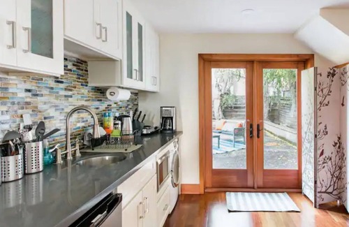 Mount Carmel Cabaña | Beautiful and Private Modern Cottage Close to Silicon Valley
