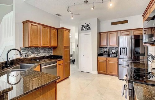 Poinciana Casa | Beautiful and Spaces 5 Bedroom Home Close to Disney