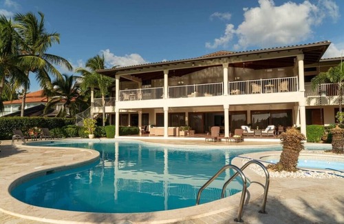 Las Lomas Villa | Beautiful and Spacious Villa at Casa de Campo