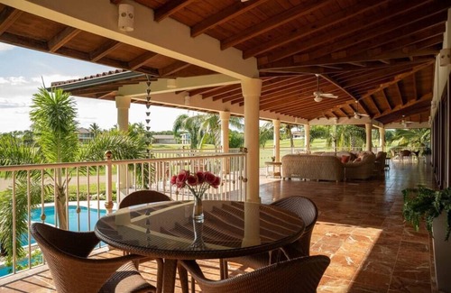 Las Lomas Villa | Beautiful and Spacious Villa at Casa de Campo