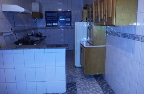 Centro Casa | Hermosa y amplia casa en la esquina de la playa de cuál aplicación 11 98430 0518