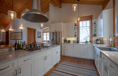 Indian Trails Casa | Neighborhood Comfort Wildlife Privacy w Jackson Hole Property Management