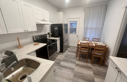 Verdun Apartamento | Beautiful and welcoming 2 bedroom apartment in Verdun