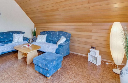 Hohn Apartamento | Ahvatlev privaatse terrassiga apartement Westerwald