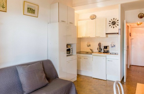 Les Lecques Apartamento | Hermoso apartamento para 4 personas con WIFI, TV, terraza y aparcamiento