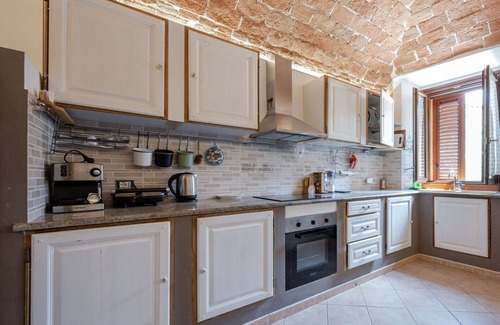 Grazzano Badoglio Apartamento | Precioso apartamento para 6 personas con A/C, WIFI, terraza y aparcamiento