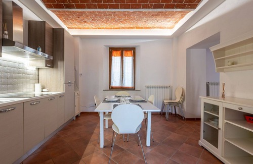 Grazzano Badoglio Apartamento | Precioso apartamento para 6 personas con A/C, WIFI, terraza y aparcamiento
