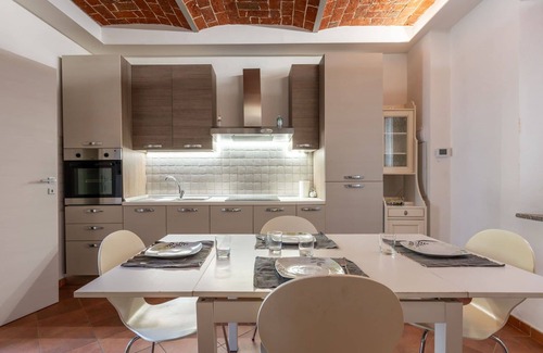 Grazzano Badoglio Apartamento | Precioso apartamento para 6 personas con A/C, WIFI, terraza y aparcamiento