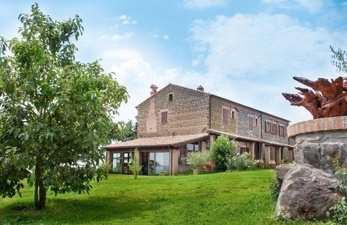 San Lorenzo Nuovo Apartamento | Bonito apartamento para 4 personas con piscina, A/C, WIFI, TV, patio y aparcamiento