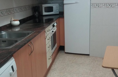 Costa Dorada Apartamento | BONITO APARTAMENTO 20 m de la PLAYA CON PISCINA