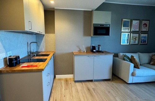 Porto Recanati Apartamento | Bonito apartamento con piscina, A/C, WIFI, TV, terraza, vista panorámica y aparcamiento