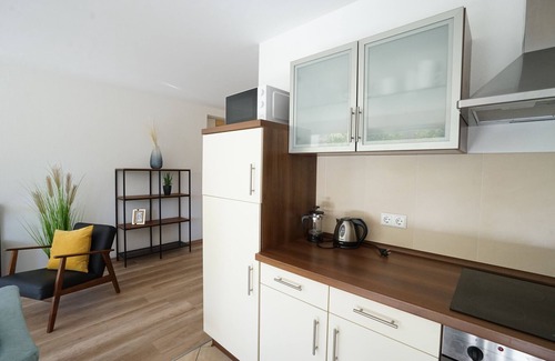 Zentrum-West Apartamento | **beautiful Apart with huge terrace / 2 rooms in the centre / ground floor WE08