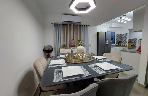 La Caleta Apartamento | Hermoso apartamento a 5 min del aeropuerto y 10 min de la playa
