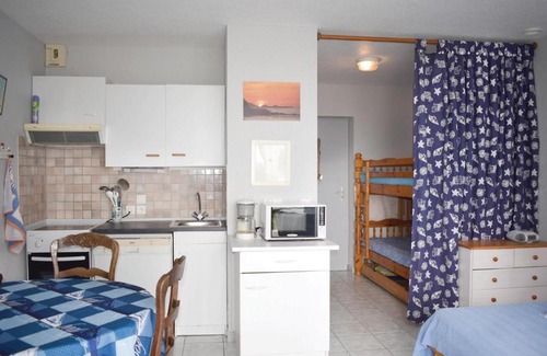 Trevou-Treguignec Apartamento | Beautiful apartment in Trvou Treguignec with