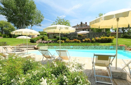 Rapolano Terme Villa | Hermoso apartamento en villa para 4 personas con piscina, WIFI, TV, patio y aparcamiento