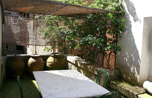 San Gimignano City Centre Apartamento | Hermoso apartamento para 6 personas con terraza y aparcamiento