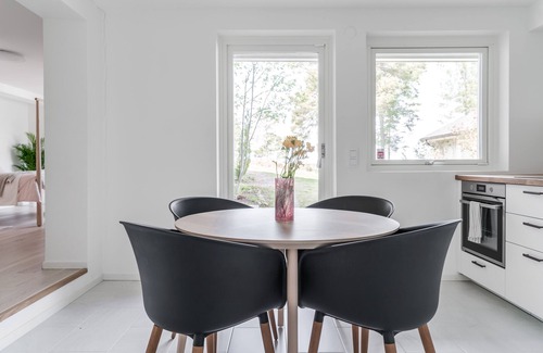 Saltsjo Boo Apartamento | Beautiful apartment with sea view & outdoor space
