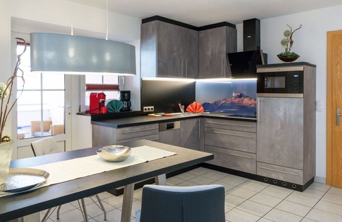 Runhof Apartamento | Hermoso apartamento para 5 personas con WIFI, TV, balcón, mascotas permitida y aparcamiento