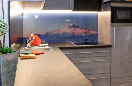Runhof Apartamento | Hermoso apartamento para 5 personas con WIFI, TV, balcón, mascotas permitida y aparcamiento