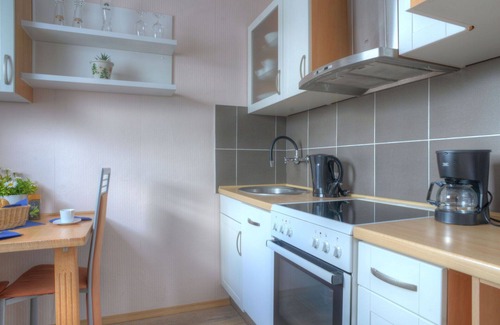 Bromskirchen Apartamento | Bonito apartamento para 2 personas con WIFI, TV, balcón, mascotas permitida y aparcamiento