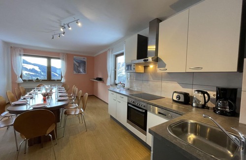 Sonnenberg Apartamento | Acogedor apartamento para 14 personas con WIFI, TV, balcón, mascotas permitida y aparcamiento