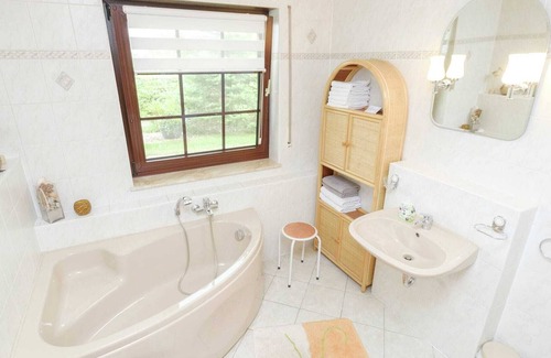 Ballenstedt Apartamento | Apartamento moderno en Ballenstedt con terraza