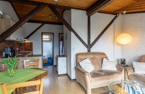 Friedrichskoog Apartamento | Acogedor apartamento para 4 personas con WIFI, TV, terraza y aparcamiento