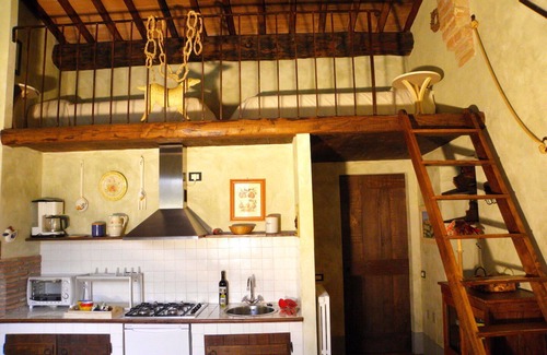 Monteleone d'Orvieto Apartamento | Acogedor apartamento para 4 personas con WIFI, piscina, TV y aparcamiento