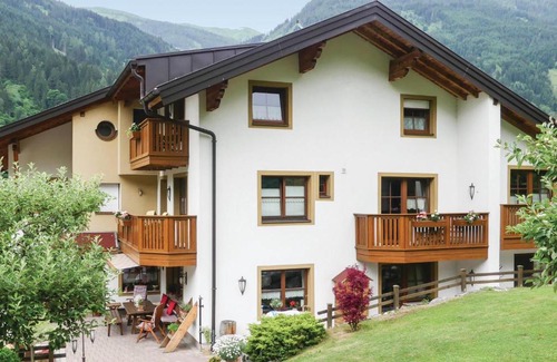 Bad Hofgastein Apartamento | Beautiful apartment in Bad Hofgastein w/ WiFi and 2 Bedrooms