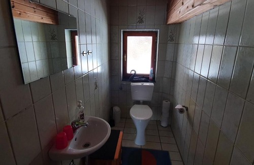 Gerlosbergeben Apartamento | Beautiful Apartment in Zell am Ziller with Balcony