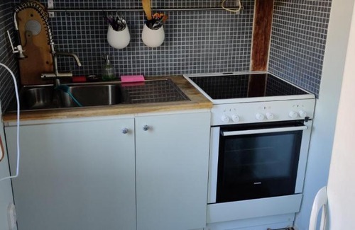 Sodertalje Apartamento | Beautiful apartment close to lake Mälaren