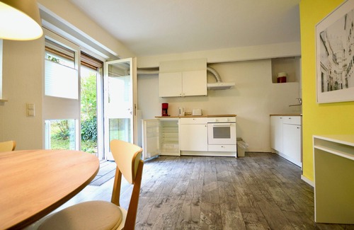 Harleshausen Apartamento | Beautiful apartment directly on the green belt near Elena Clinic