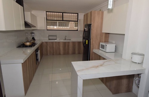 Barrio Urdesa Apartamento | Depto Hermoso en Kennedy Norte + 2 Parkings + Jacuzzi