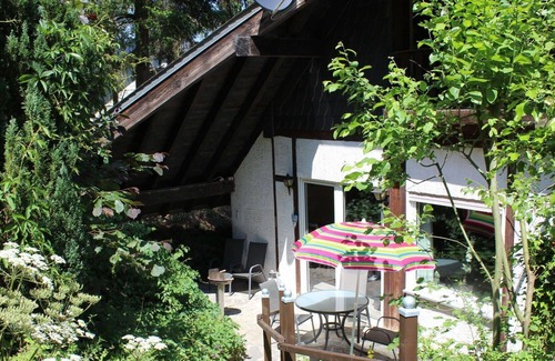 Immerath Apartamento | Precioso apartamento para 22 personas con WIFI, TV, terraza, mascotas permitida y aparcamiento