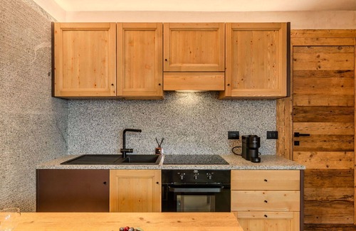 Giustino Apartamento | Hermoso apartamento para 2 personas con WIFI, TV y aparcamiento