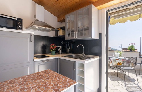 Terzorio Apartamento | Precioso apartamento para 4 personas con WIFI, A/C, balcón, vista panorámica y aparcamiento