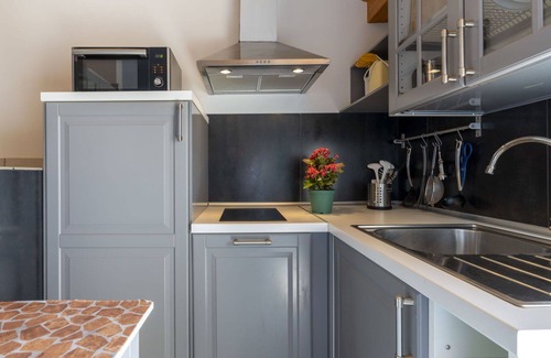 Terzorio Apartamento | Precioso apartamento para 4 personas con WIFI, A/C, balcón, vista panorámica y aparcamiento