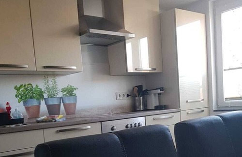 Solingen Apartamento | hermoso apartamento para 4 personas en el sur de Solingen recién renovado