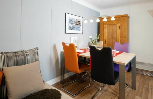 Amden Apartamento | Bonito apartamento para 4 personas con WIFI, TV, balcón y aparcamiento