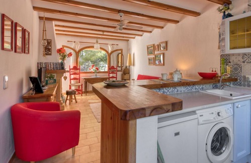 Jesus Pobre Apartamento | Hermoso apartamento para 3 personas con piscina, WIFI, TV, terraza y aparcamiento