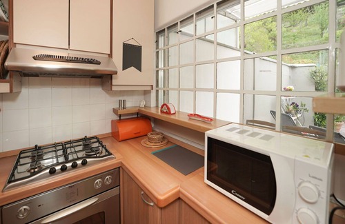 Luino Apartamento | Hermoso apartamento para 6 personas con WIFI, TV, terraza y aparcamiento
